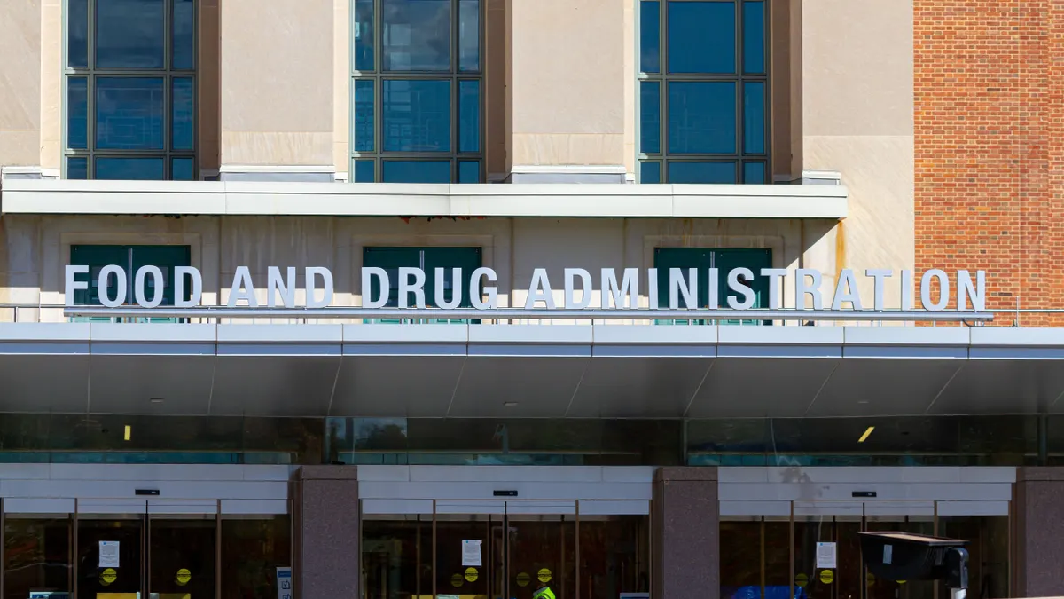 Top FDA gene and cell therapy regulator to step down